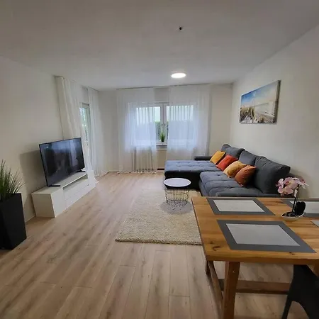 Zentral Innenstadt Apartment *